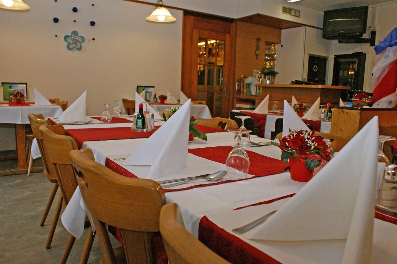 פרוטיגן Hotel Restaurant Simplon מראה חיצוני תמונה