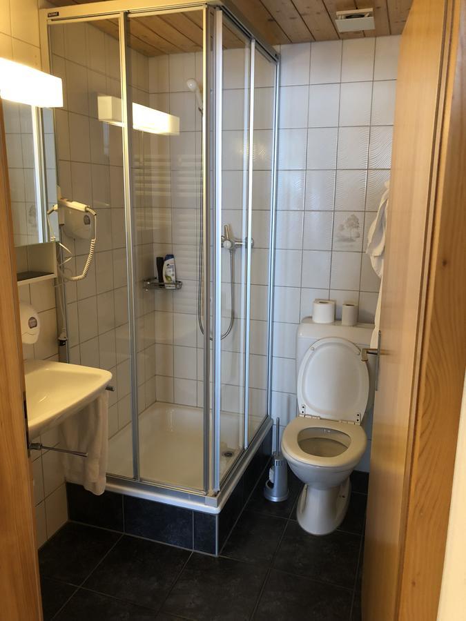 פרוטיגן Hotel Restaurant Simplon מראה חיצוני תמונה