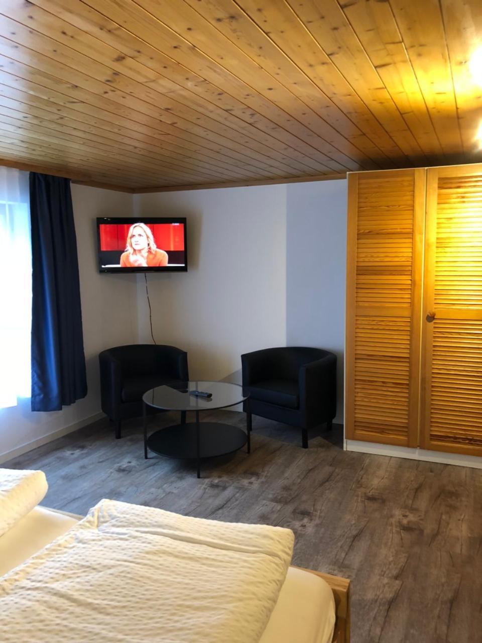 פרוטיגן Hotel Restaurant Simplon מראה חיצוני תמונה